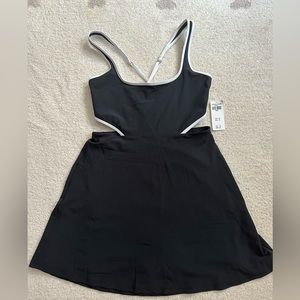 Abercrombie black / white active dress with built in shorts, NWT, size small